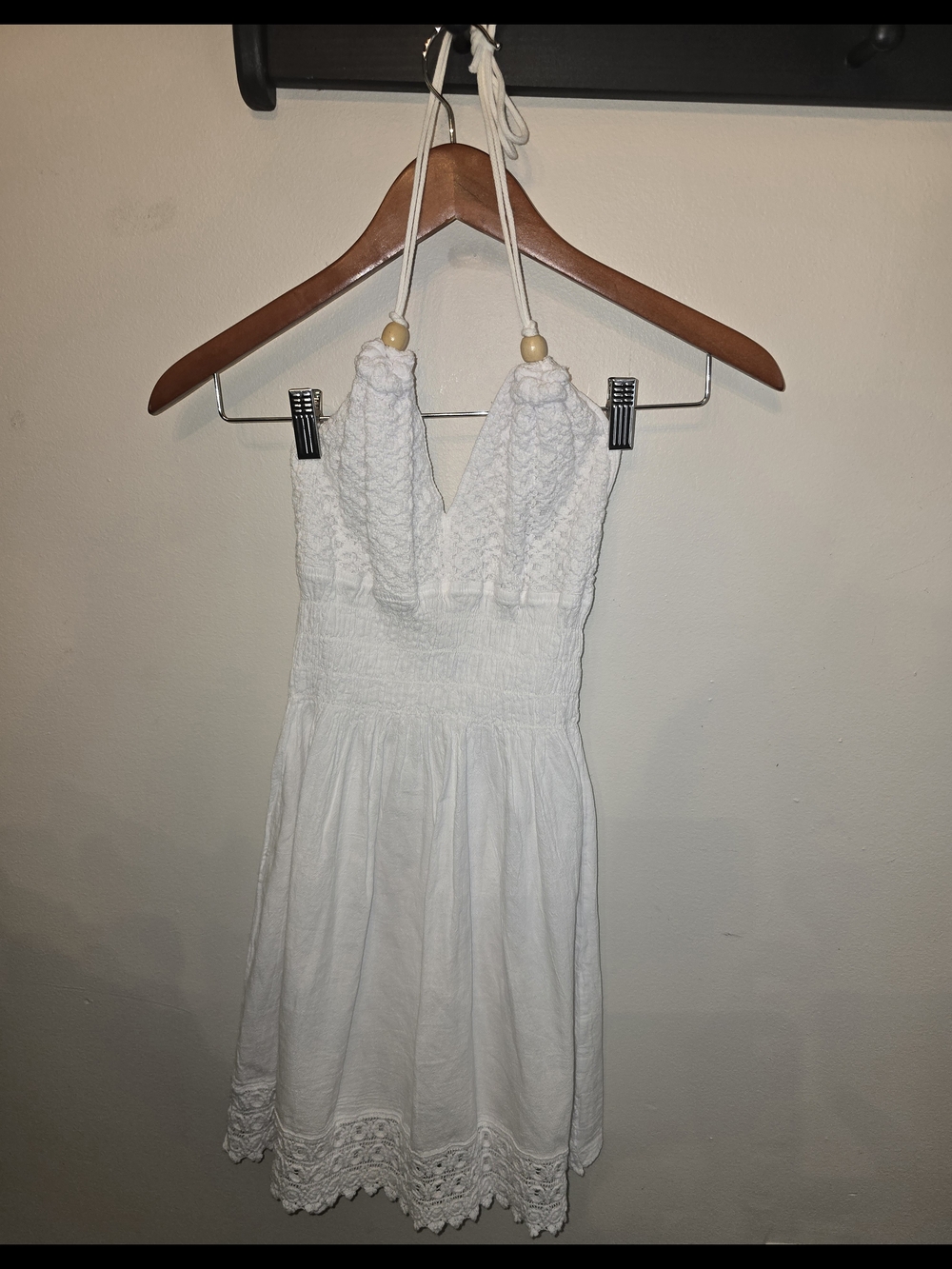 Women’s White Backless Halter Dress